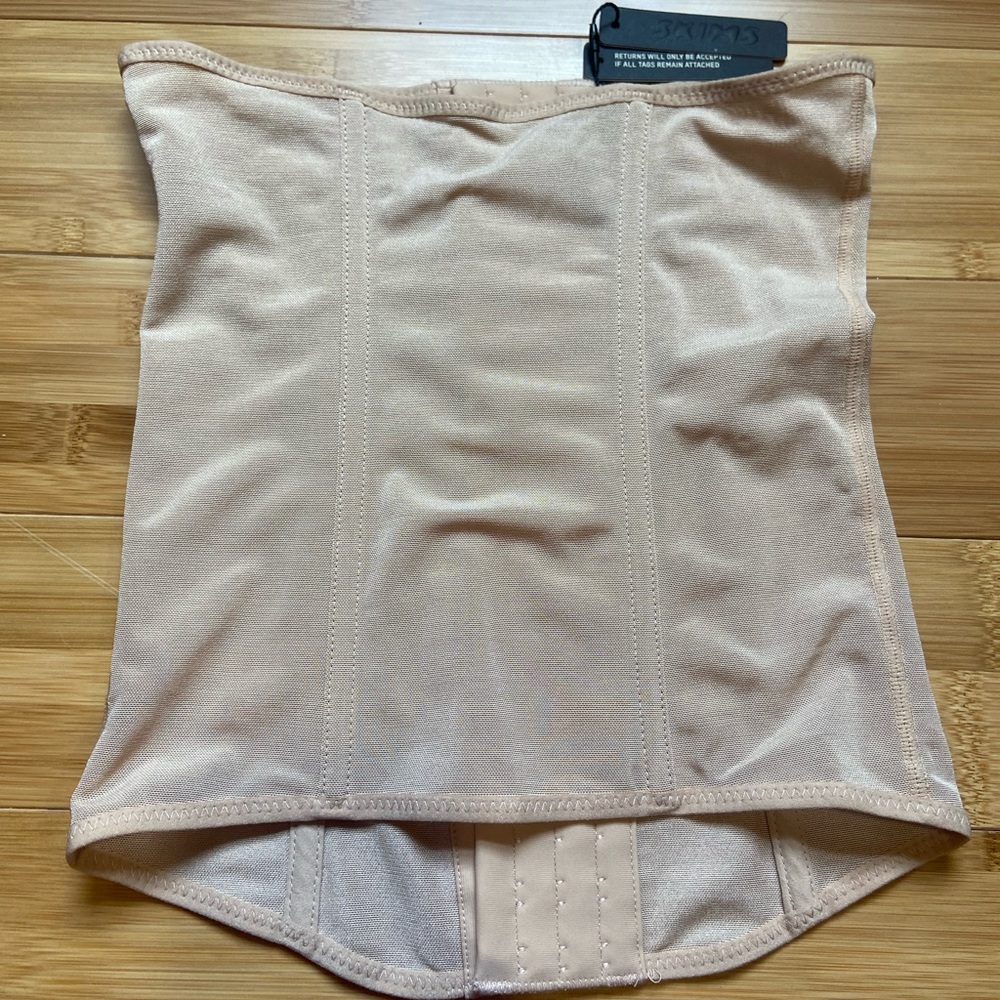 Skims Waist Trainer - clay size medium